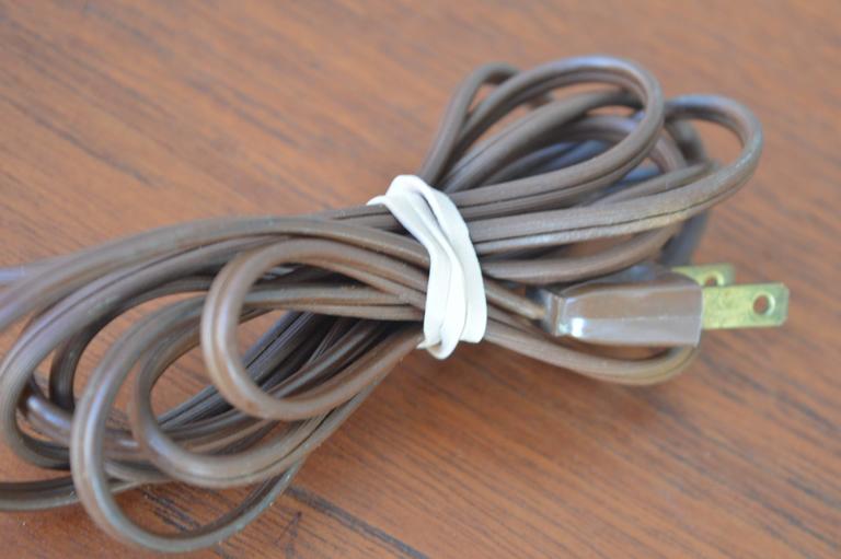 Blenko Amethyst Handblown Glass Lamp with Finial - Image 6