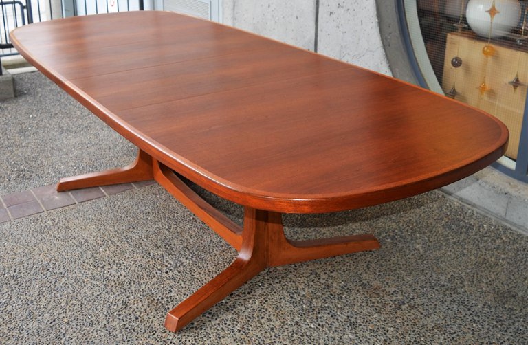 Danish Modern Large Teak 1960s Oval Two-Leaf Dining Table by NO Moller for Gudme - Image 6