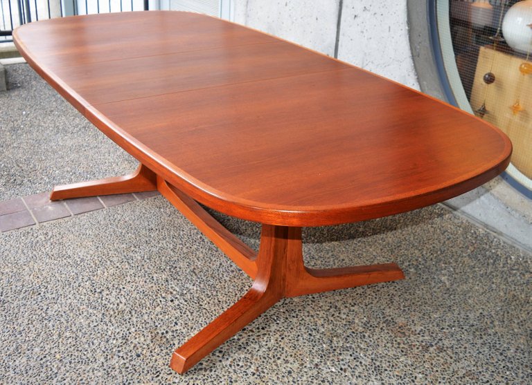 Danish Modern Large Teak 1960s Oval Two-Leaf Dining Table by NO Moller for Gudme - Image 10