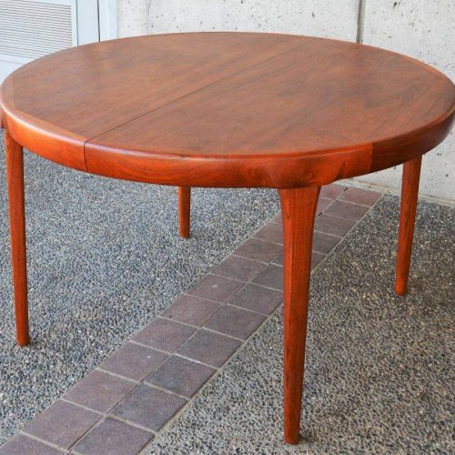 Stunning Kofod Larsen style TEAK ROUND 1 leaf DINING TABLE sexy beast!