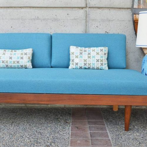 Amazing TEAK DAYBED w/side table converts to a SINGLE BED