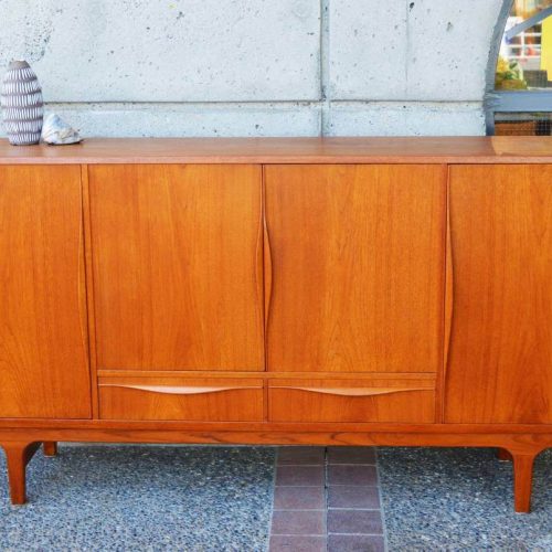 Unique Danish Mod TEAK 4 door 2 drawer CREDENZA by Lyby w/sexy pulls