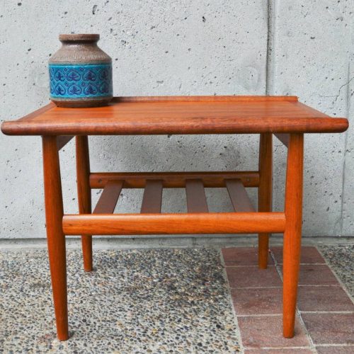 Lovely Danish Mod TEAK Grete Jalk style SIDE TABLE