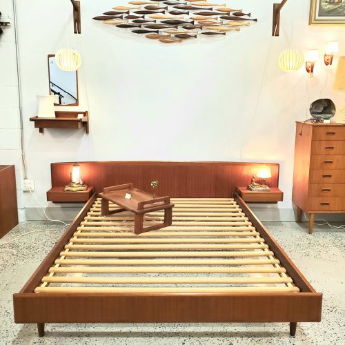 Quality Dansk Teak Queen Bed w/Floating Nightstands & Legs