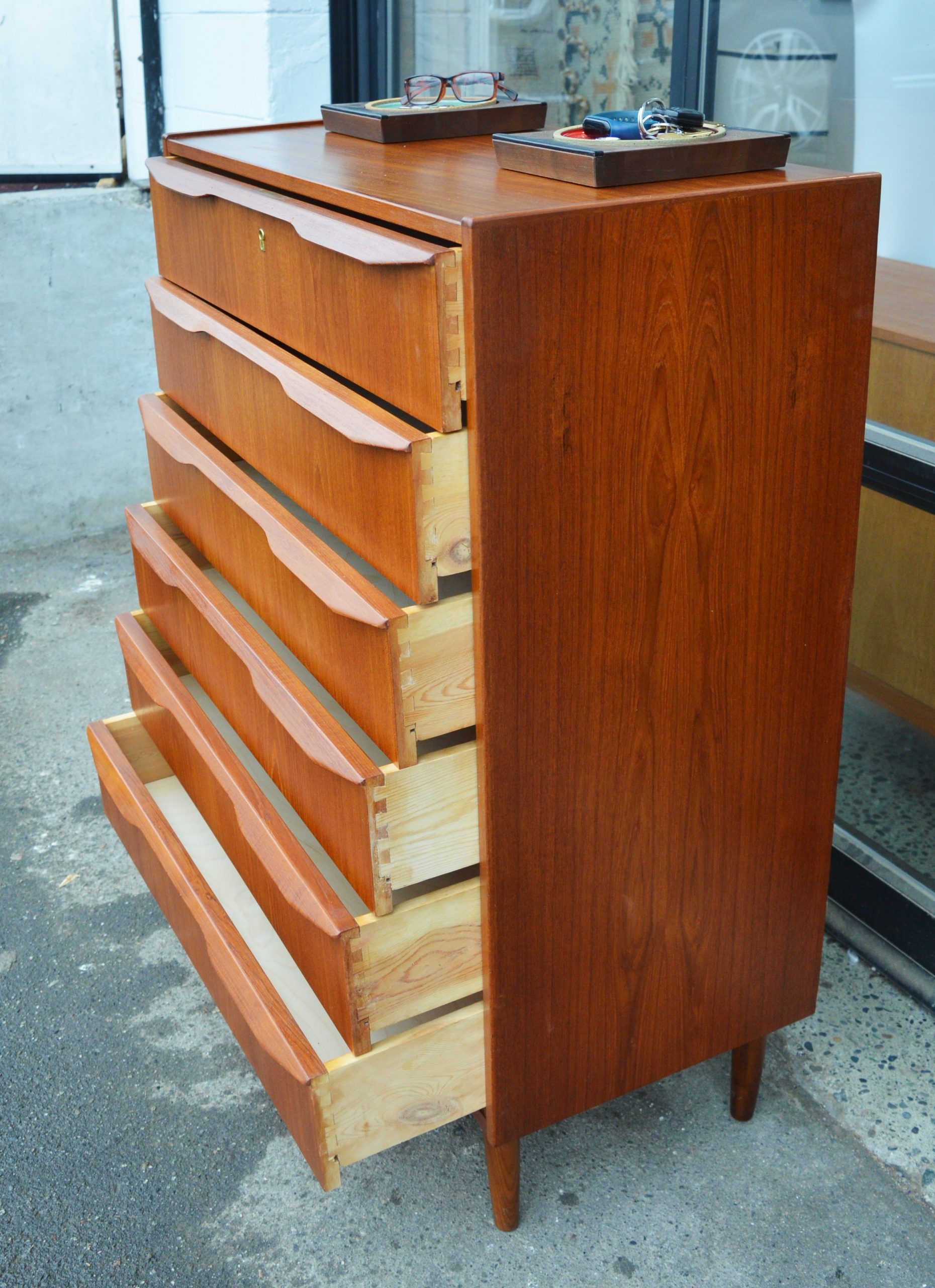 Stunning Danish Teak 6 Drawer Highboy Dresser Double Flared Pulls - Image 4