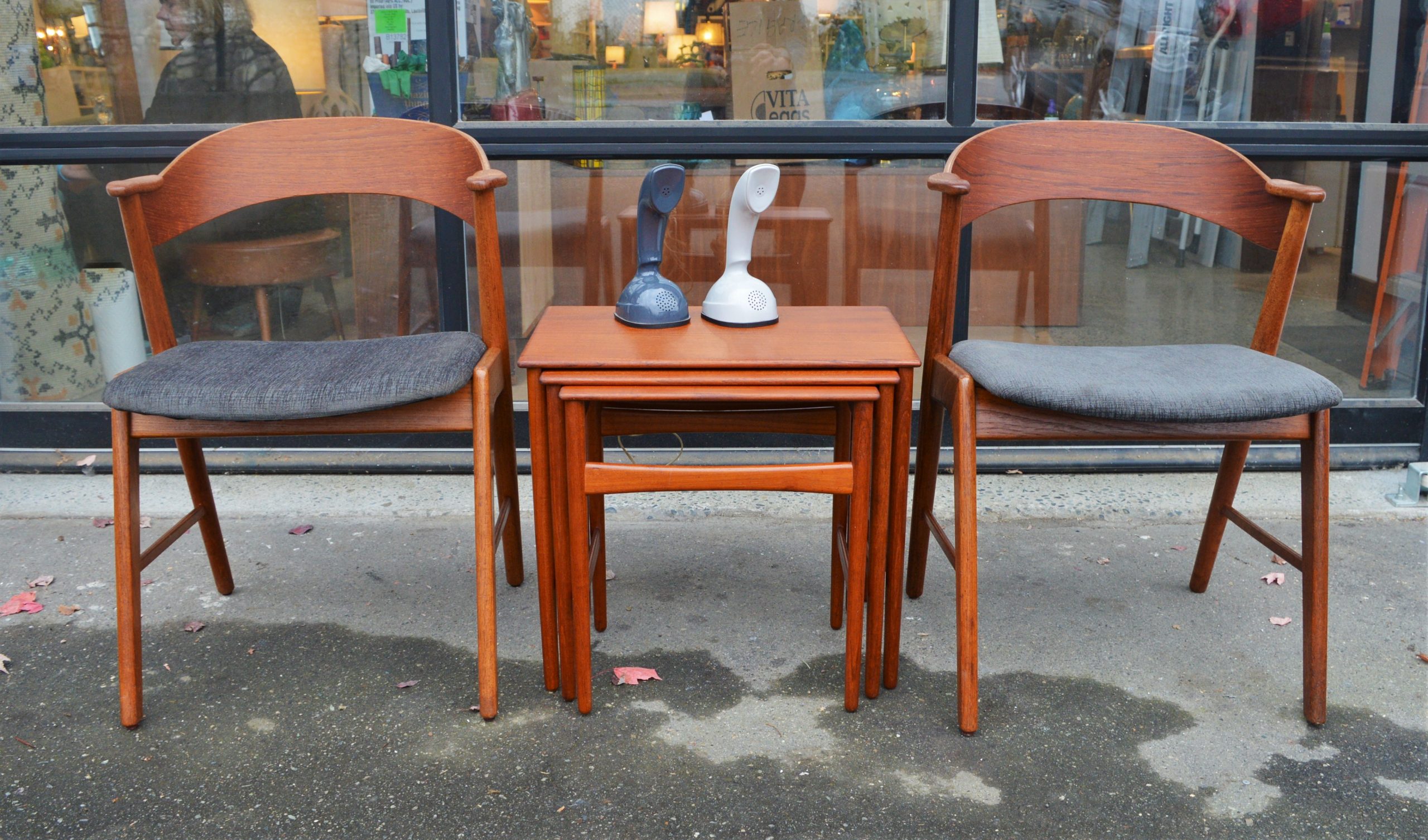 Two Kai Kristiansen Model 32 Curved Back Teak Armchairs w/ Gray Seats - Image 8