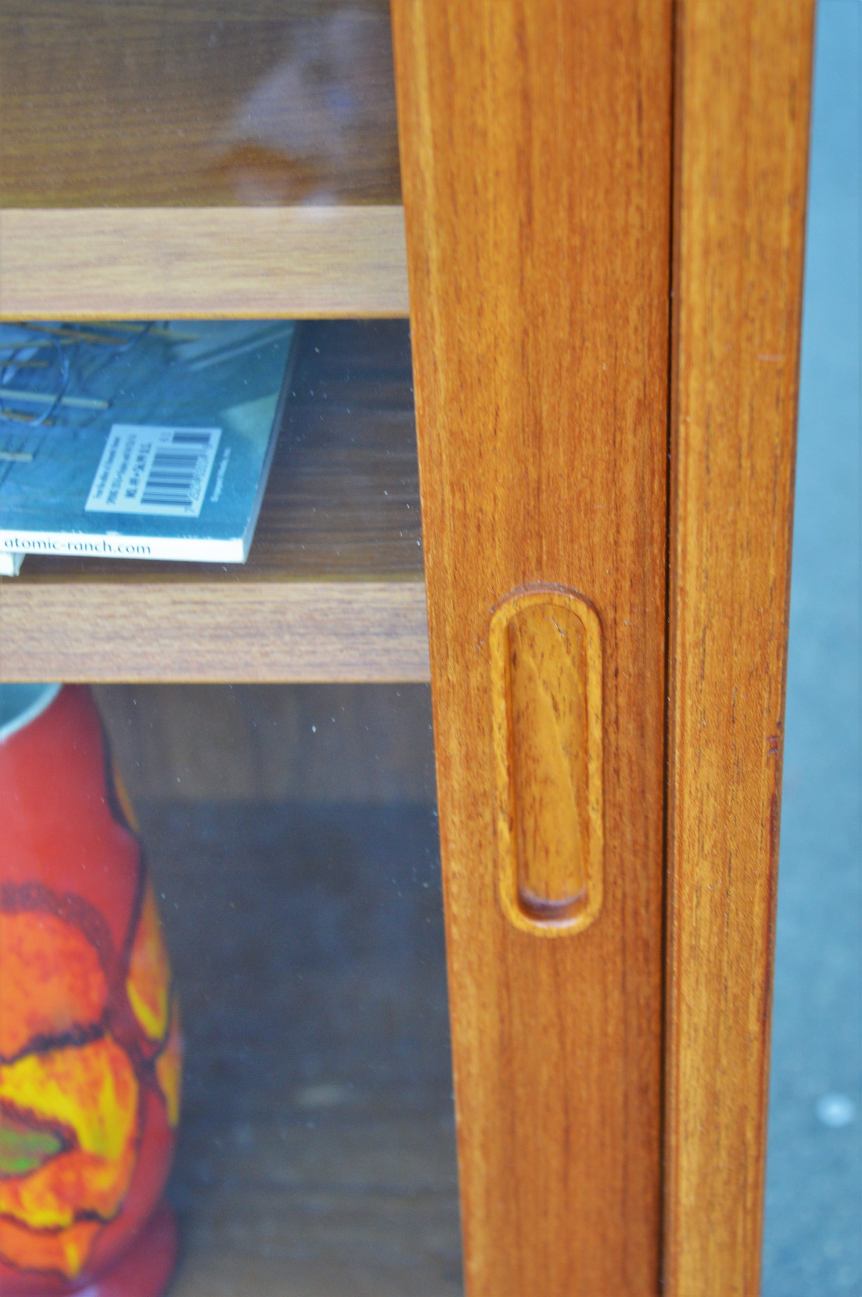 Carlo Jensen Teak Glass Cabinet w/ Angled Shelf Fronts for Hundevad - Image 5