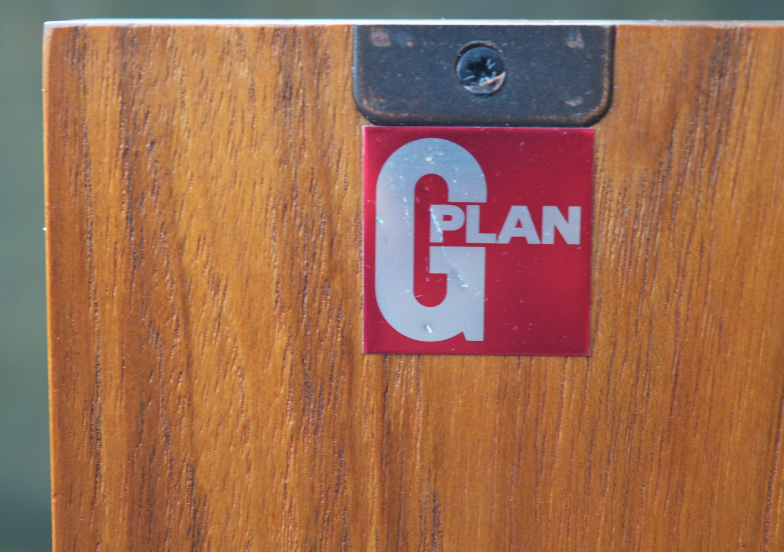 Stellar Quality 2 Tone Teak Fresco Line Sideboard by GPlan - Image 8