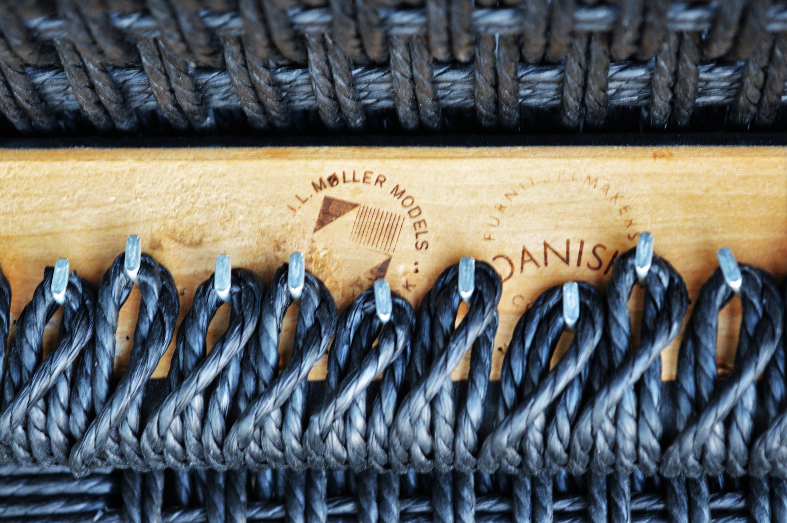 Incredible Set of 6 Rosewood NO Moller Model 71 Dining Chairs Newly Woven Seats - Image 8