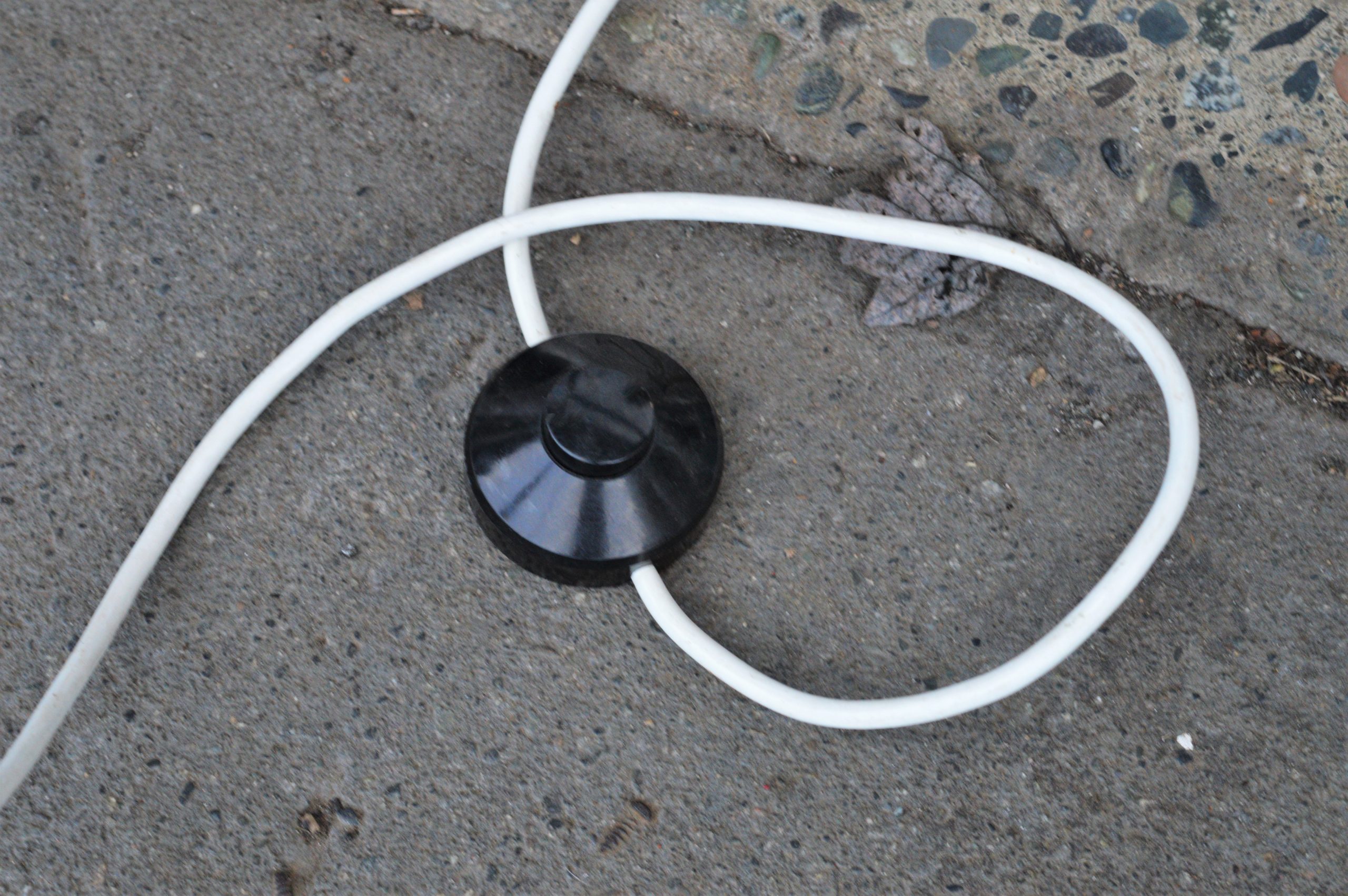 Stunning Brass & Marble Guzzini Style Extending Arc Lamp w/ Dome Shade - Image 9