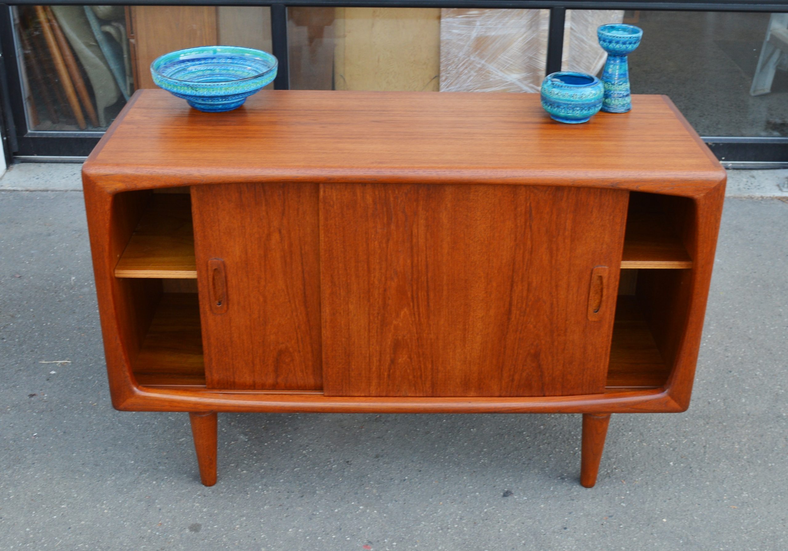 Sexy Petite Size Teak Quality Atomic Sideboard by HP Hansen - Image 6